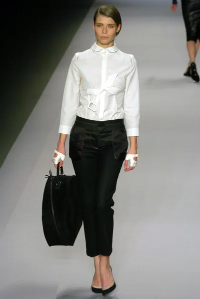 Look 8